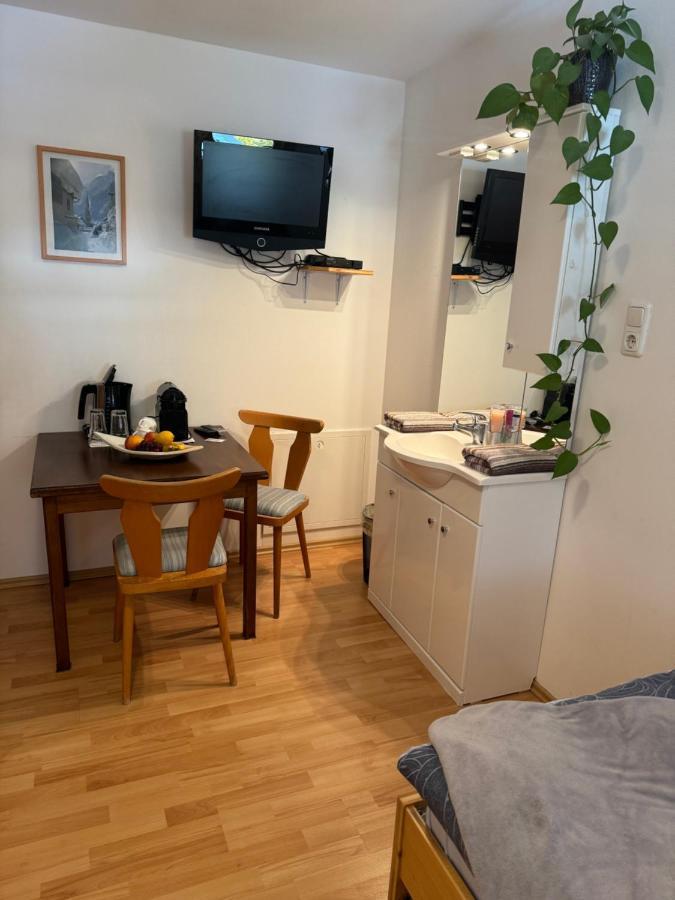 Haus Edelweiss Hotel Obertraun Bagian luar foto